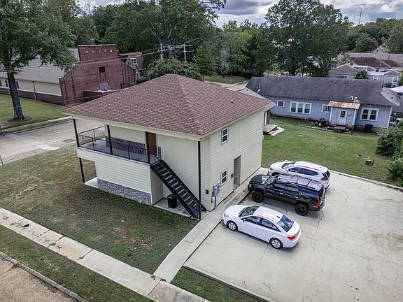 2nd image of 337 N 12th St