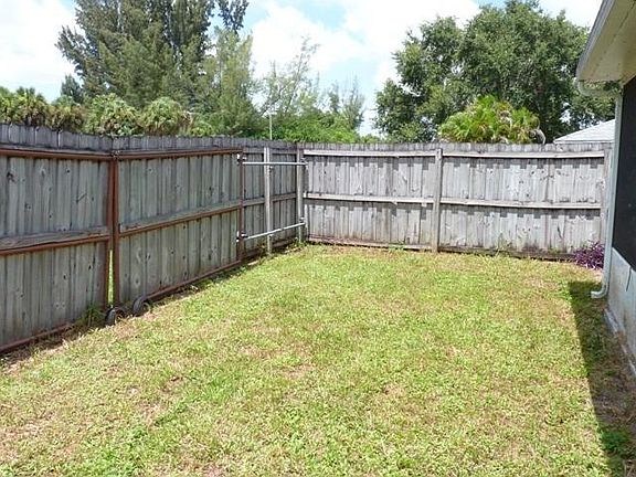 4th image of 171 Plumage Ln