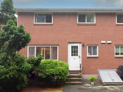 702 Main St #E, Millis, MA, 02054
