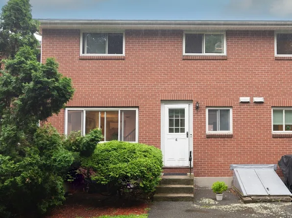 702 Main St #E, Millis, MA 02054