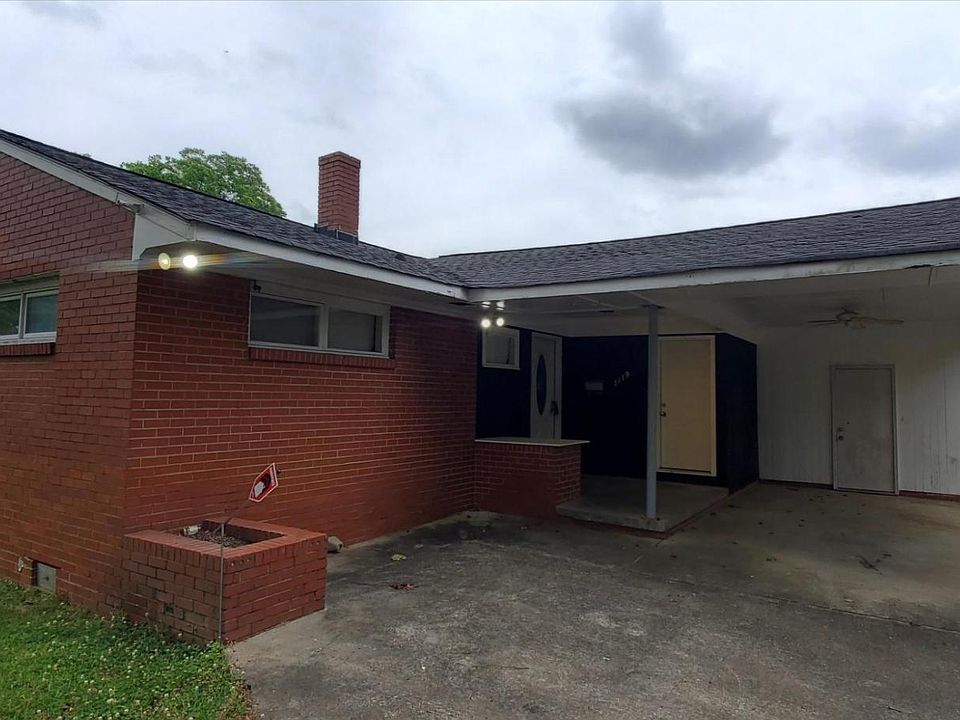 1st image of 1119 E Park Dr