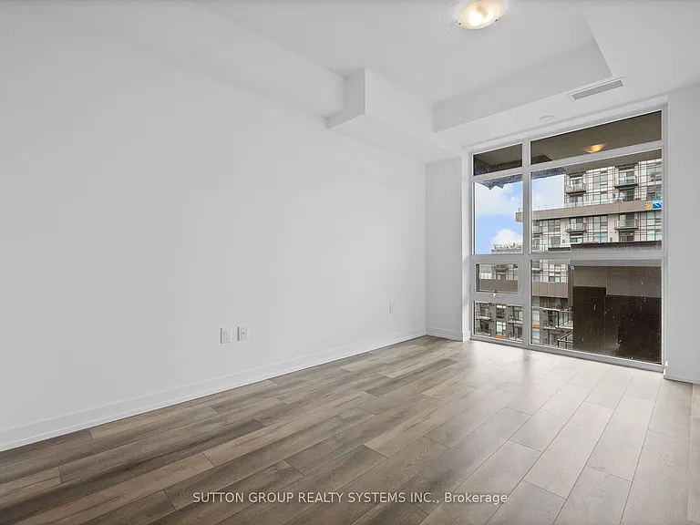 470 Dundas St E #617 — Photo 25
