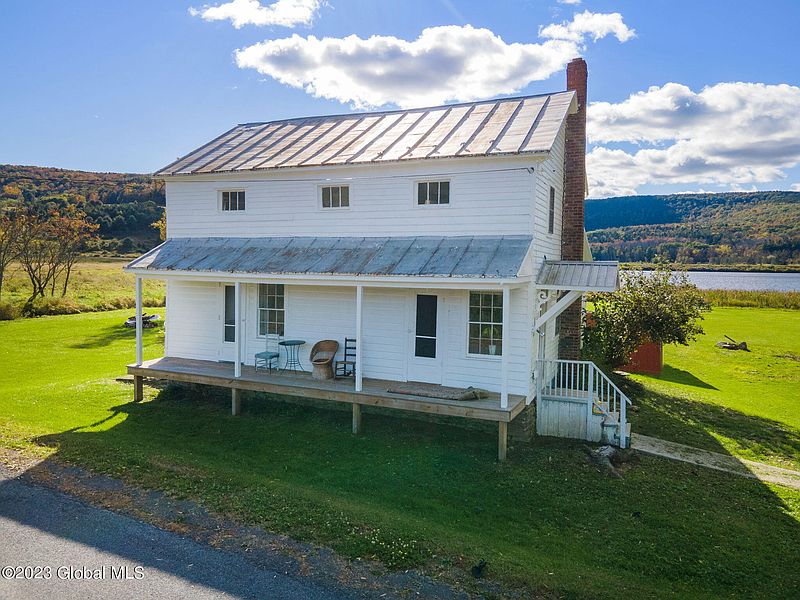 3rd image of 218 Dow Street