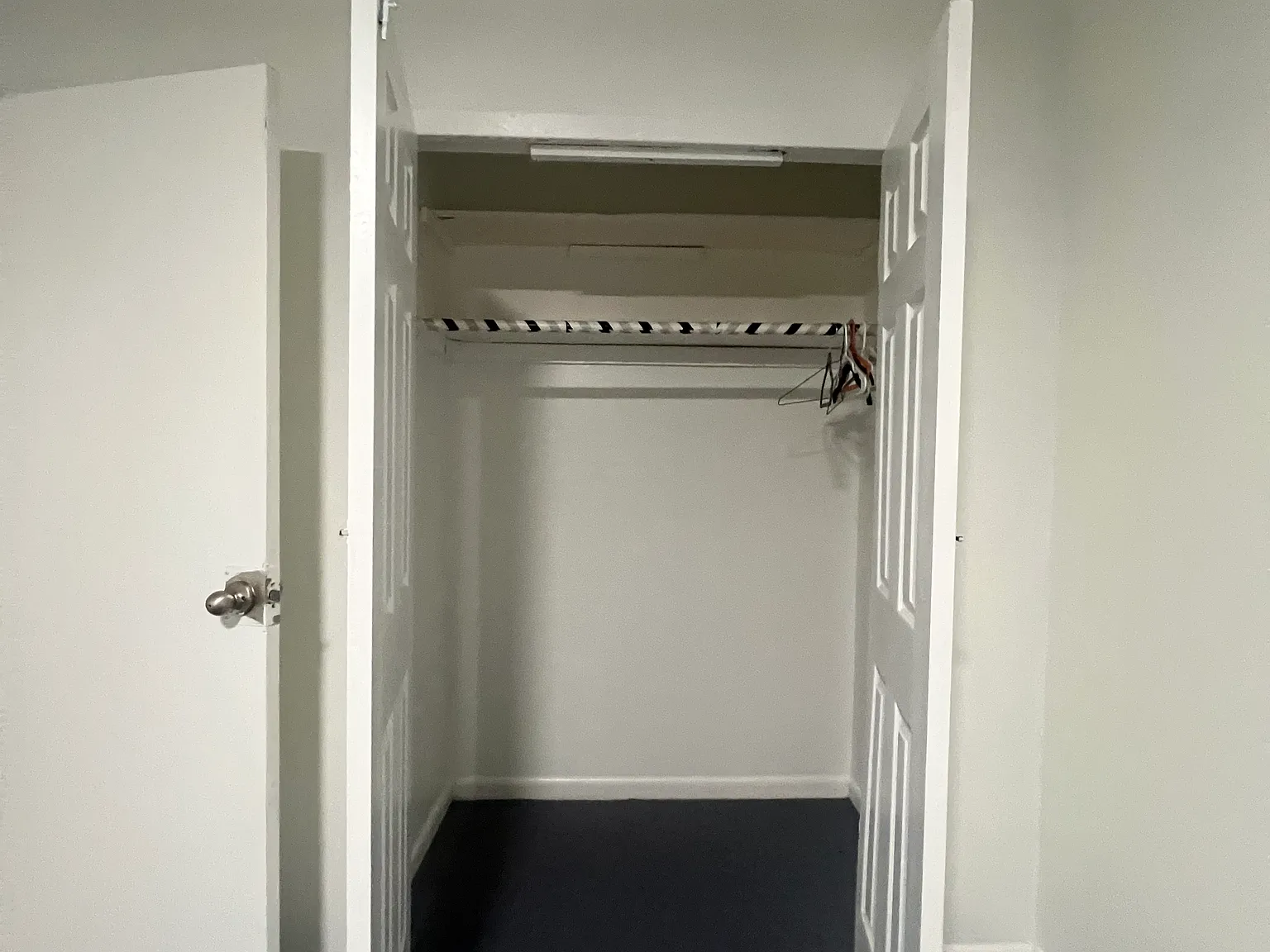 2 bed, 900 sqft, $2,600 — Photo 3