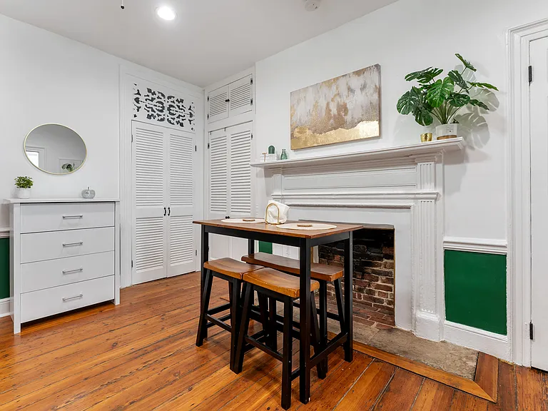 512 Caroline St #1 — Photo 13