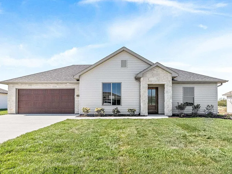2335 N Traveller Dr — Photo 36