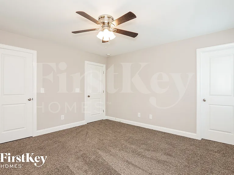 606 N Scruggs St — Photo 8