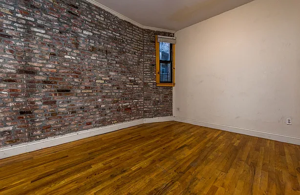 Rented by Nooklyn NYC LLC | media 17