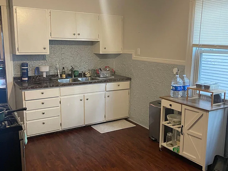 843 Potomac Ave #1 — Photo 13
