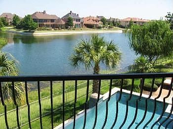2nd image of 4868 Normandy Dr