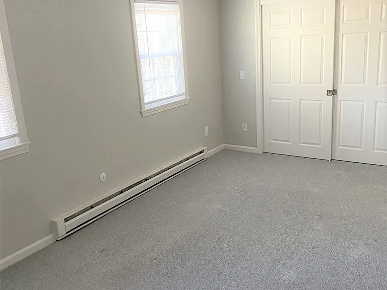 Yarmouth Pointe Apartment Homes — Photo 92