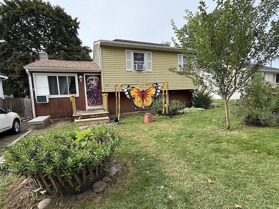 1st image of 165 Parkview Street