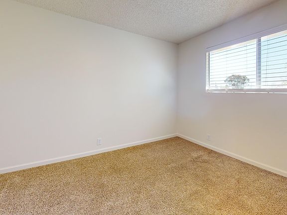 5th image of 425 Nelson Ave APT 16