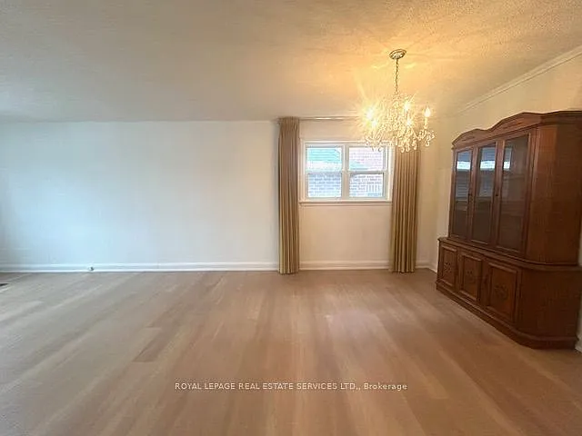 6 Hiawatha Pkwy #UPPER LEVEL — Photo 8