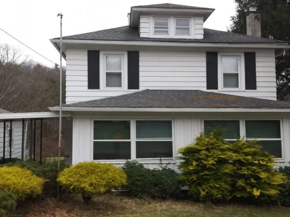 793 Bodle Rd, Wyoming, PA 18644