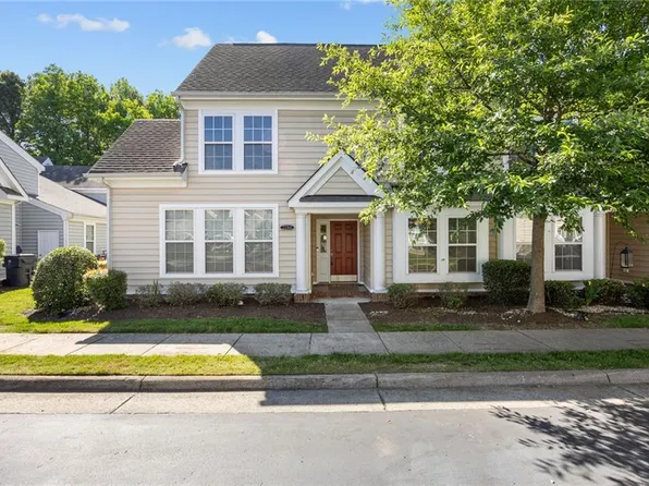 2284 Humphreys Dr #281, Suffolk, VA 23435