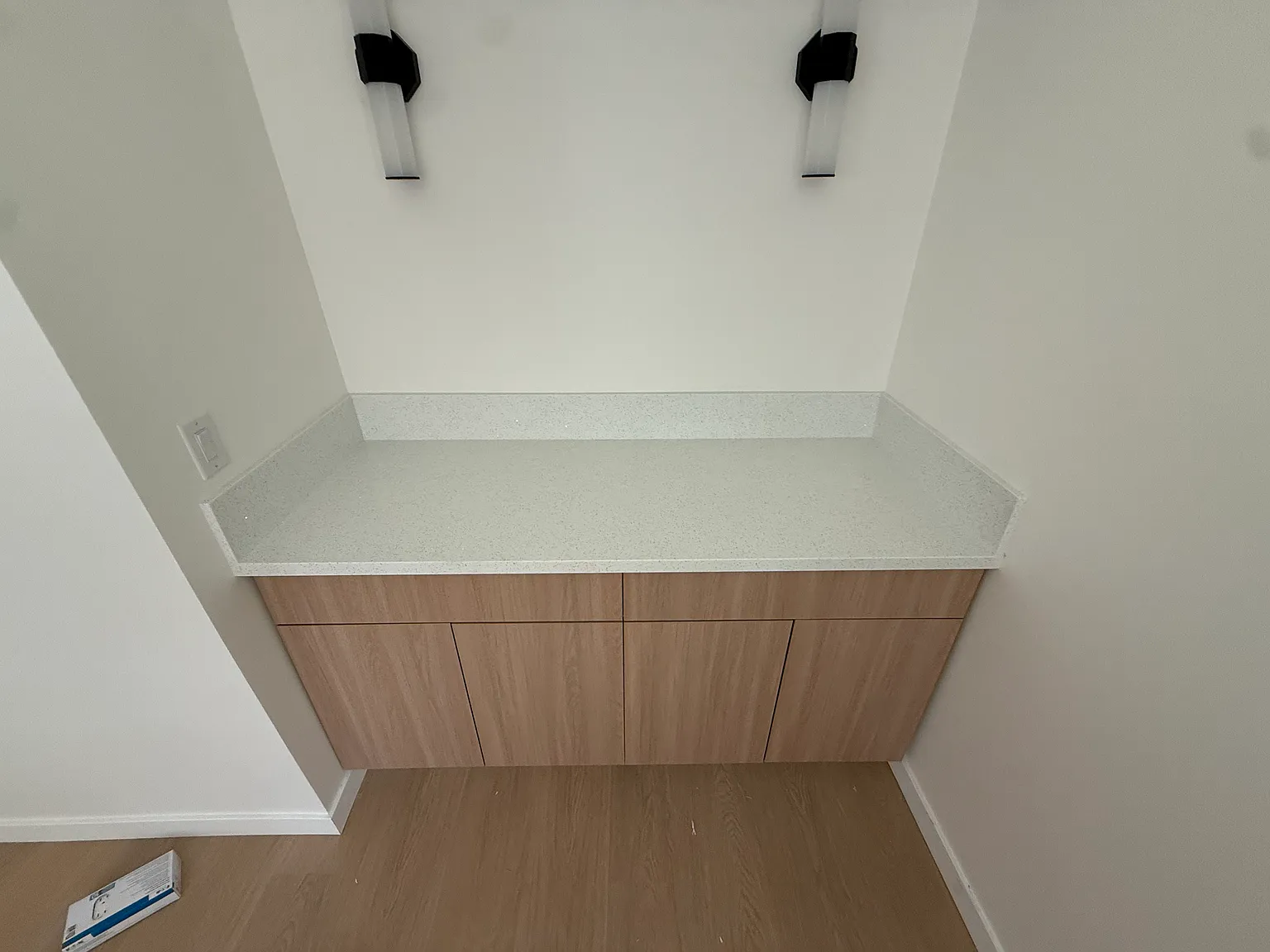3 bed, 1326 sqft, $3,999 — Photo 2