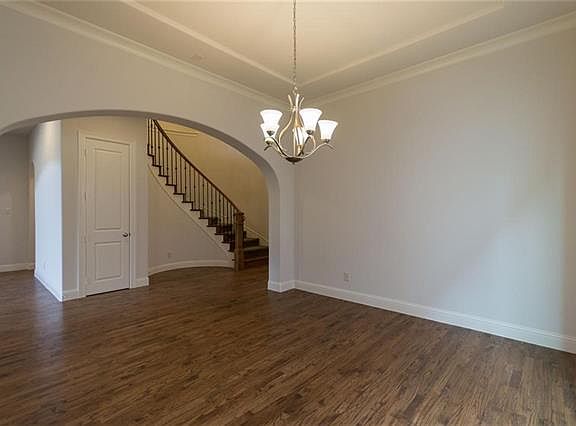 4th image of 7104 Arches Ave