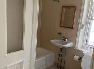1300 Glasgow St APT D, Pottstown, PA 19464