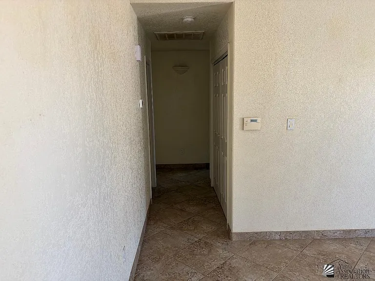 11251 E 27th Pl — Photo 6