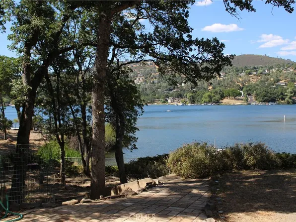 18702 E Ridge View Dr, Hidden Valley Lake, CA 95467