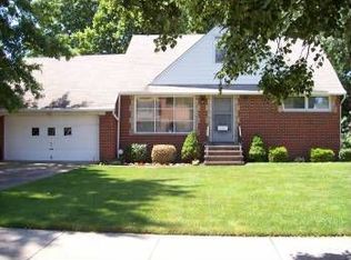 322 E 262nd St, Euclid, OH