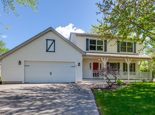 1822 Hazelwood Dr, Lindenhurst, IL