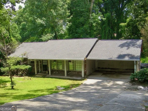 2831 Old Norcross Rd, Tucker, GA 30084