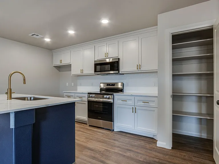 317 Dooley Creek Ln — Photo 19