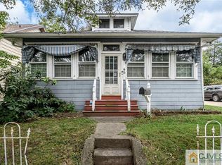 45 Reeger Ave, Hamilton, NJ 08610