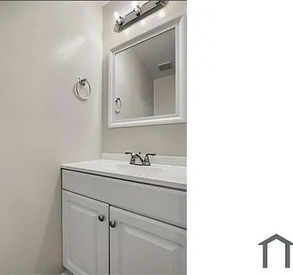 4 bed, $3,000 — Photo 3