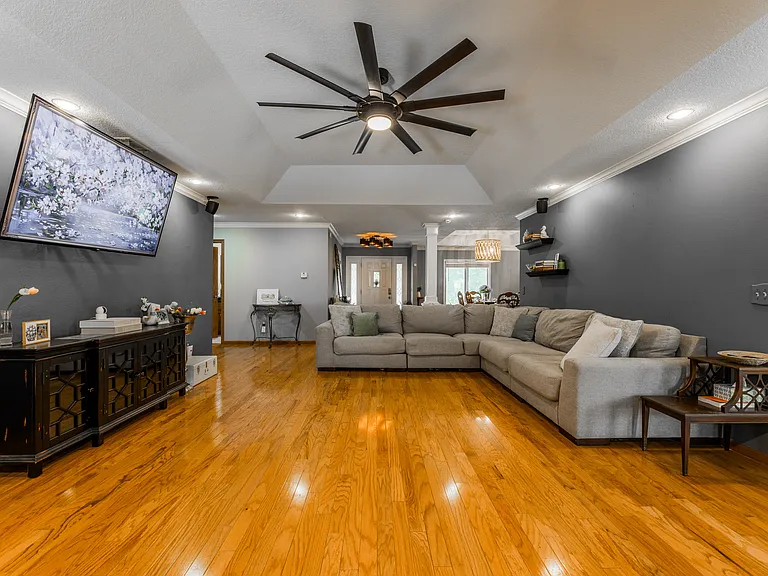4326 Georgia St — Photo 11
