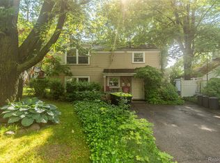 116 N Rogers St, Northville, MI 48167