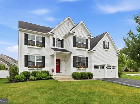 104 Worthington Cir, Norristown, PA 19403