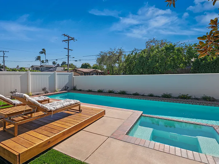 4804 Biona Dr — Photo 20