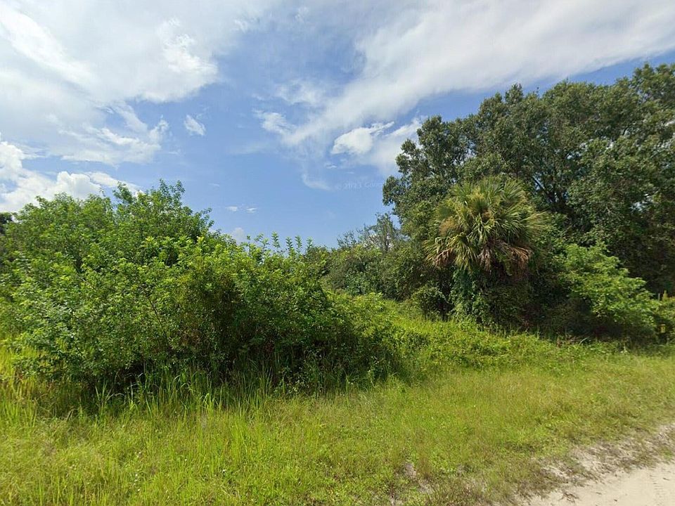 1st image of 8855 102nd Avenue