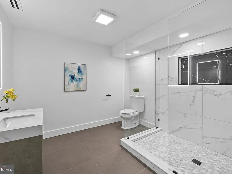 354 Winding Way — Photo 90