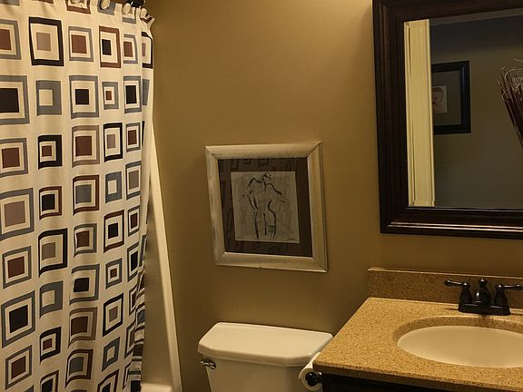 Guest bath 