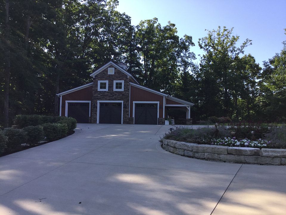 2nd image of 8157 Manitou Dr