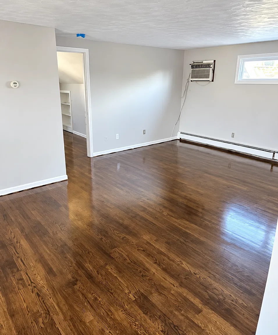 2 bed, 1005 sqft, $1,790 — Photo 2