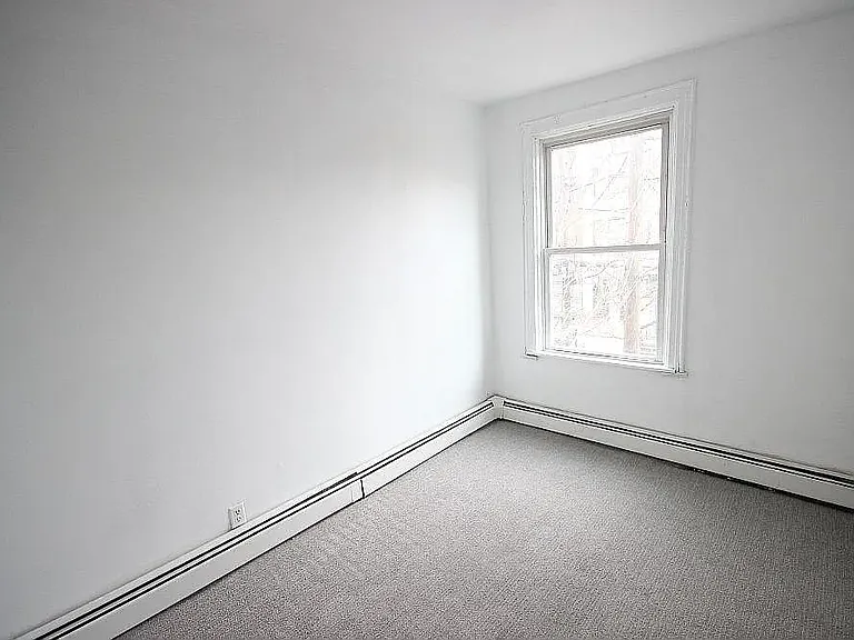 218 Park Ave #2 — Photo 8