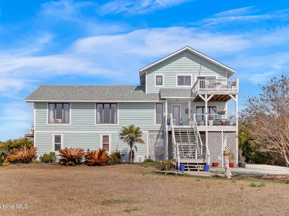 306 Waterway Drive, Sneads Ferry, NC 28460