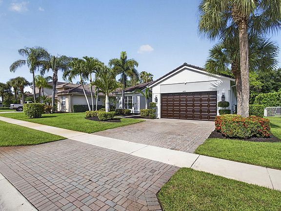 2nd image of 4293 Mariners Cove Drive