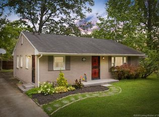 2510 Larkwood Dr, New Albany, IN 47150