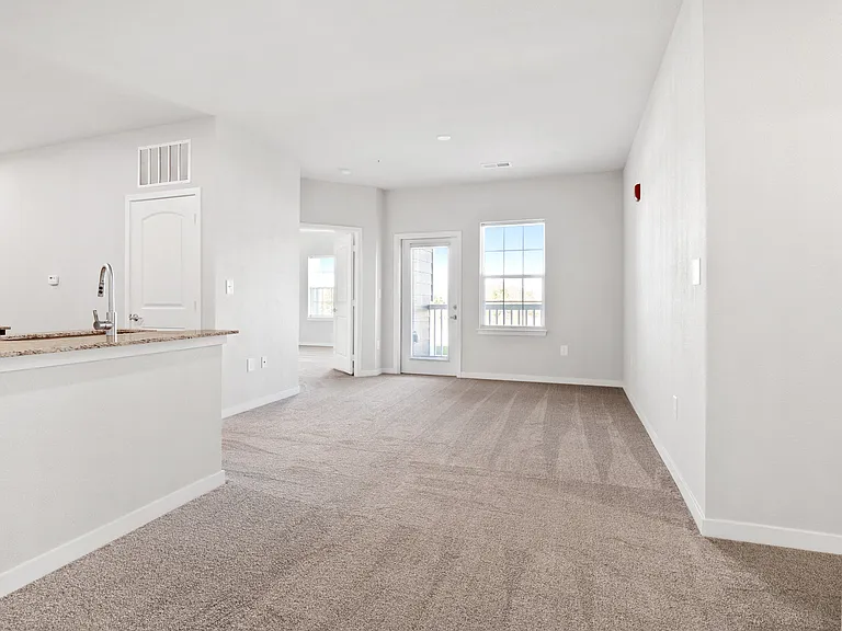 Aventura at Hawk Ridge — Photo 81