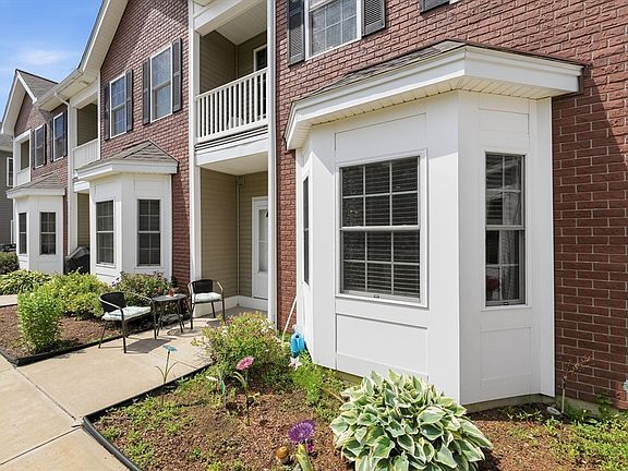 2nd image of 22 Hamel Way Unit 22