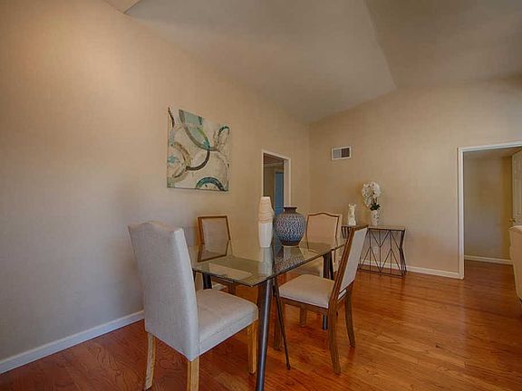 3rd image of 2774 Gonzaga St