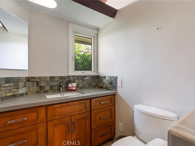 229 Glenullen Dr — Photo 26