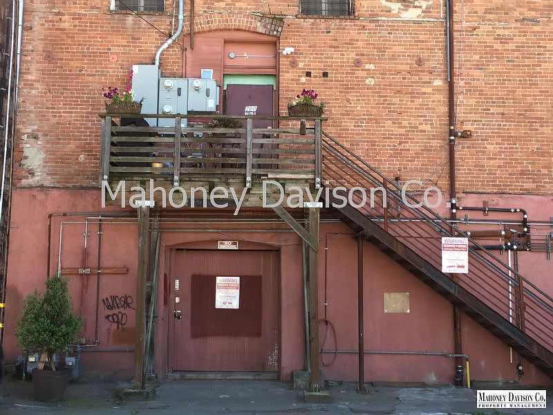 1st image of 260 Petaluma Blvd N #N
