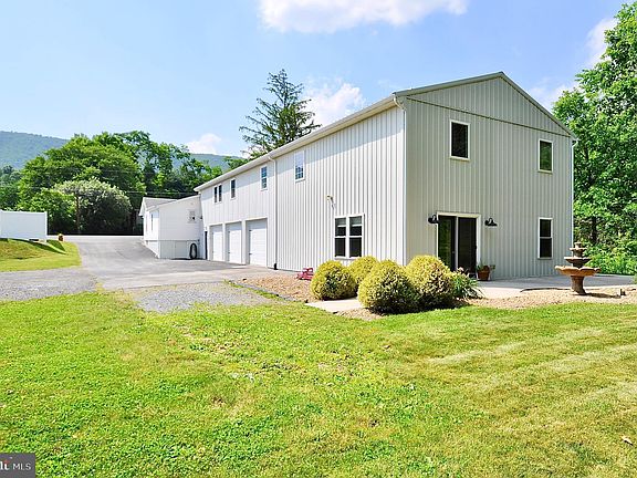 3rd image of 11352 Raystown Rd